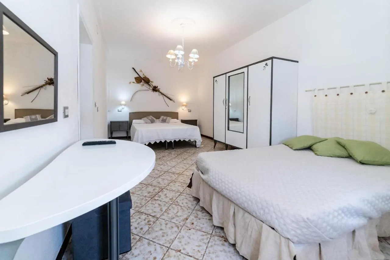 Alojamento de Acomodação e Pequeno-almoço B&B Shardana Sennori
